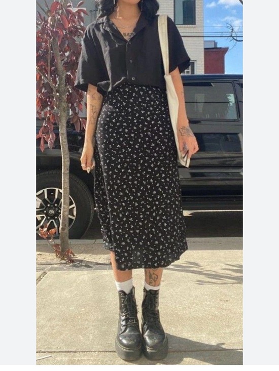 Vintage Dresses & Skirts - 90s Vintage CottageCore Floral Maxi Wrap Skirt XS